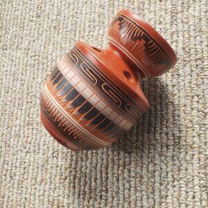 Etched navajo vase. Signed R. Becenti Navajo.